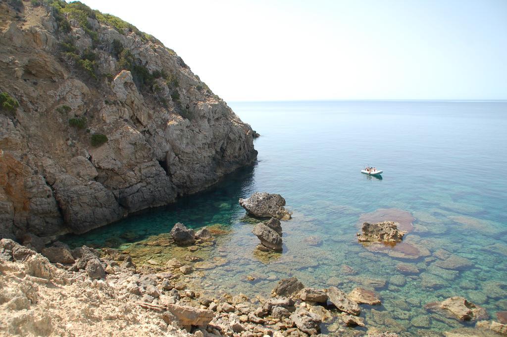 Apartments Casa Vacanze Porto Pino Zewnętrze zdjęcie